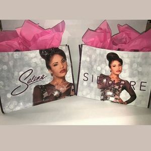 Selena Quintanilla tote bag